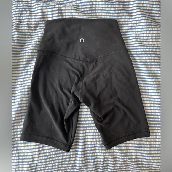 Black Lululemon Align Biker Shorts 8” Size 2 - Picture 1 of 7